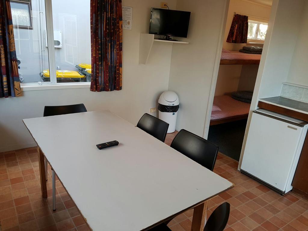 Auckland Northshore Motels & Holiday Park Buitenkant foto