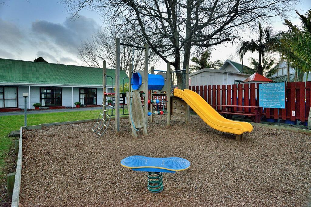 Auckland Northshore Motels & Holiday Park Buitenkant foto