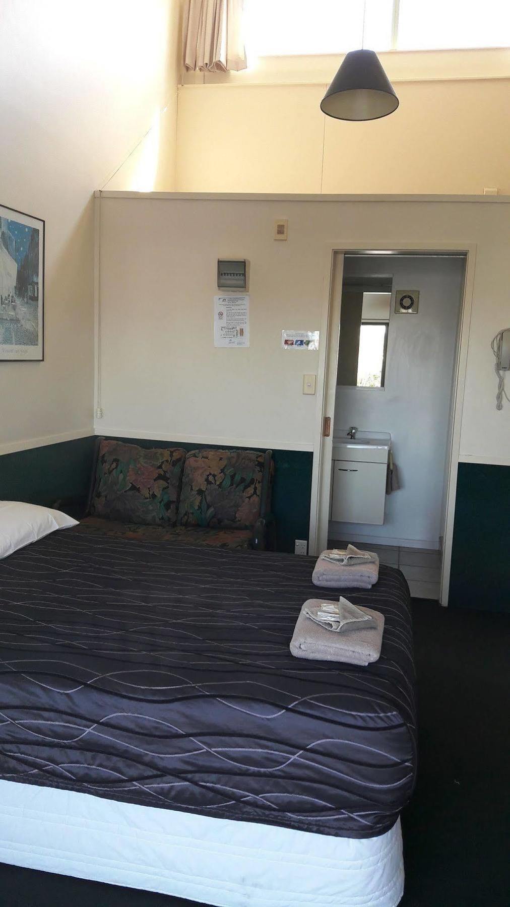 Auckland Northshore Motels & Holiday Park Buitenkant foto