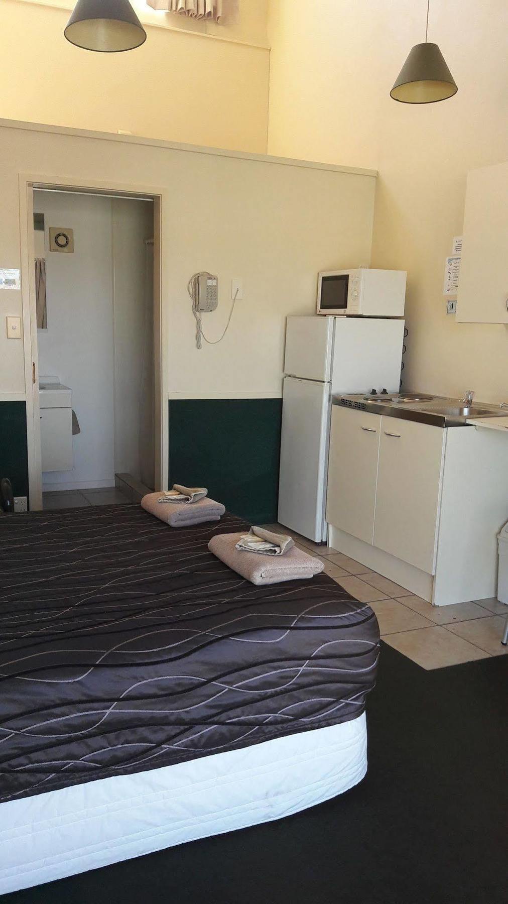 Auckland Northshore Motels & Holiday Park Buitenkant foto